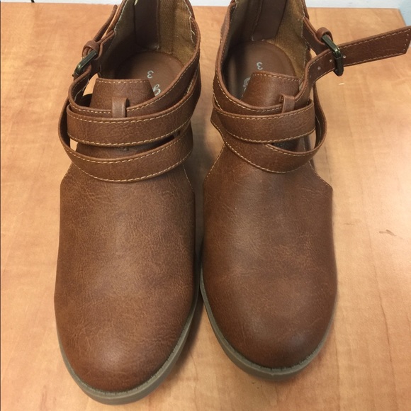 Time and Tru Girls Simple Thong Sandal - Picture 4 of 7